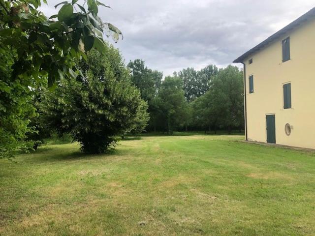La Tenuta Di Leo San Giovanni in Persiceto Luaran gambar